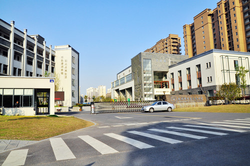 杭州丁蘭實驗中學(xué)71_副本.jpg